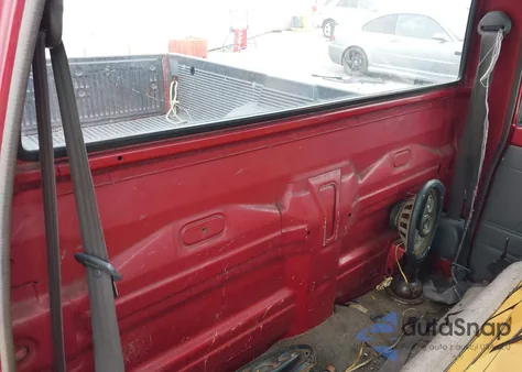 1993 Toyota Pickup 1/2 Ton Short Whlbase Stb z USA, uszkodzony, nr VIN 4TARN81A4PZ085828